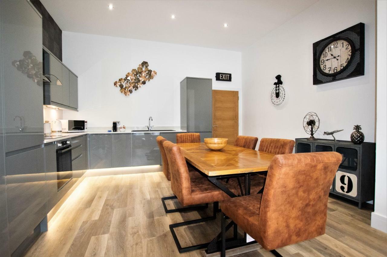 Rowan Tree - Your Apartment Bristol Exterior foto